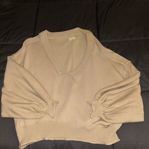 POL Knitwear in Soft Beige